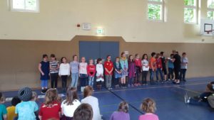 Schön, dass du - Alle Schüler des Schuljahres - diese machen einen Ausflug zur EGA.